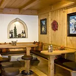 Ξενοδοχείο Anthony's Alpin Garni 4*