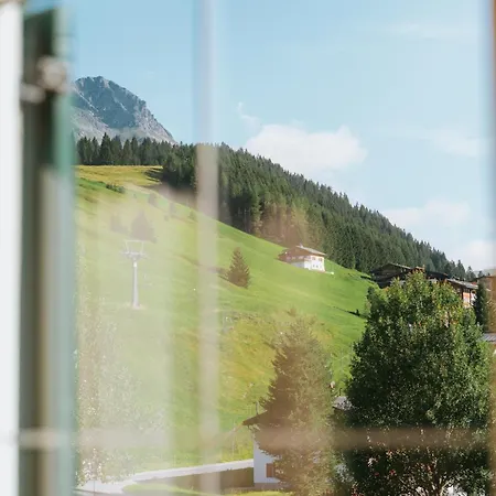 Anthony's Alpin Garni Hotel Lech am Arlberg