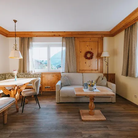 Anthony's Alpin Garni Hotel 4*