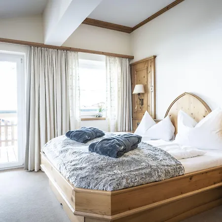 Anthony's Alpin Garni 4*