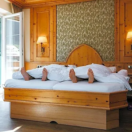 Anthony's Alpin Garni Hotel 4*