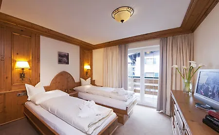 Anthony's Alpin Garni Hotel 4*