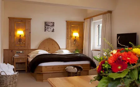 Anthony's Alpin Garni Hotel Lech