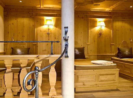 Anthony's Alpin Garni Hotel 4*