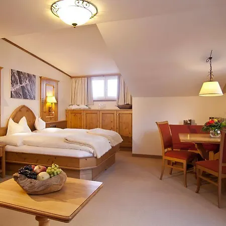호텔 Anthony's Alpin Garni 4*